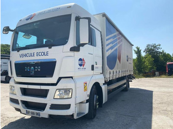 Plachtový nákladní auto MAN TGX 18.360