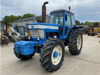 Traktor FORD