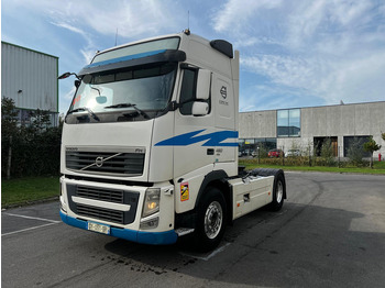 Tahač VOLVO FH13 460