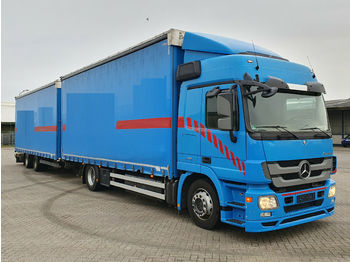 Plachtový nákladní auto Mercedes-Benz Actros MP3 1841 Jumbozug mit Schmitz Tandem: obrázek 1