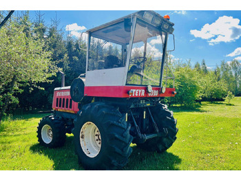 Traktor STEYR