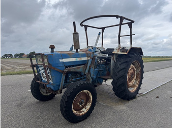 Traktor FORD