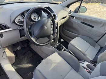 Osobní auto Peugeot 207: obrázek 3 Osobní auto Peugeot 207: obrázek 3