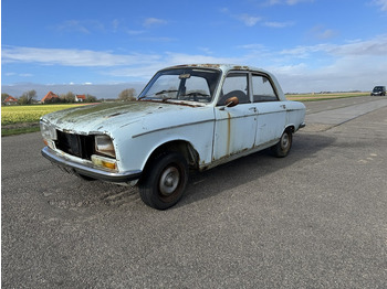 Osobní auto PEUGEOT