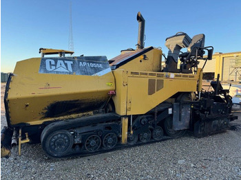 Finišér CATERPILLAR