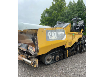 Finišér CATERPILLAR AP655F