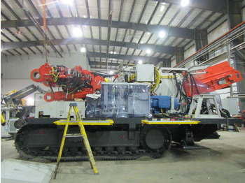 Důlní stroj SANDVIK