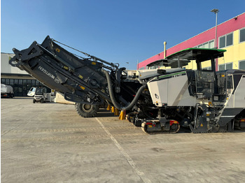 Silniční fréza Wirtgen W 210 FI: obrázek 3