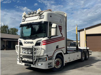 Lesovůz SCANIA R 730
