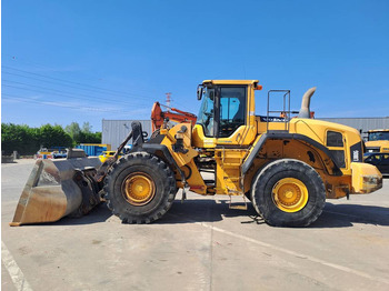 Kolový nakladač VOLVO L180G