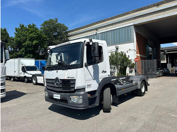 Podvozek s kabinou MERCEDES-BENZ Atego