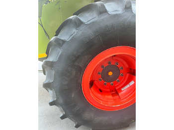 Sklízecí mlátička CLAAS Lexion verstärkte Felgen mit  650/75 R32: obrázek 4