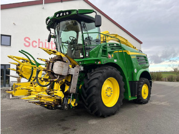 Sklízecí řezačka JOHN DEERE 8300