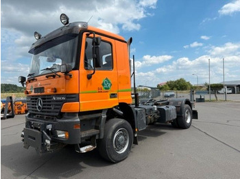 Podvozek s kabinou MERCEDES-BENZ Actros 2031