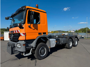 Podvozek s kabinou MERCEDES-BENZ Actros