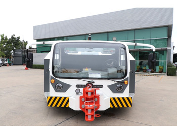 Nový Tahač letadel BlissFox 50D: obrázek 3