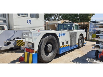 Tahač letadel GOLDHOFER