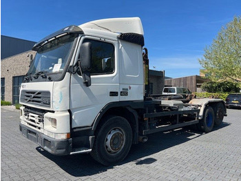 Podvozek s kabinou VOLVO FM12 420