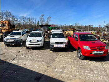 Pick-up TOYOTA Hilux