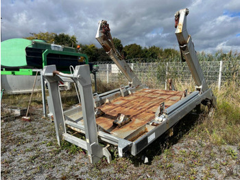 Hákový nosič kontejnerů