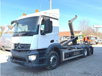 Hákový nosič kontejnerů MERCEDES-BENZ Actros 2543