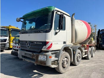 Autodomíchávač MERCEDES-BENZ Actros 3236