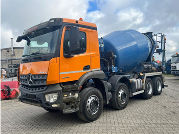 Nákladní auto MERCEDES-BENZ Arocs