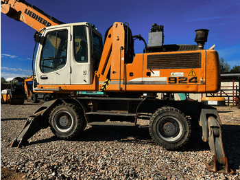 Stavební technika LIEBHERR A924C LITRONIC: obrázek 3