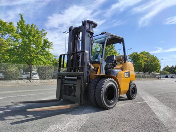 Plynový vysokozdvižný vozík CATERPILLAR GP