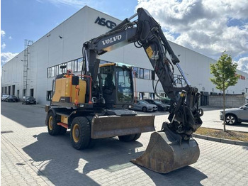 Kolesové rýpadlo VOLVO EWR150E