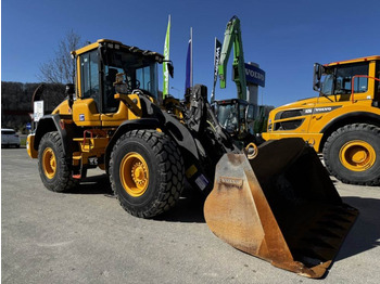 Kolový nakladač VOLVO L90H