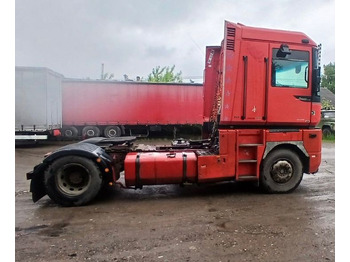 Tahač RENAULT Magnum 470: obrázek 2