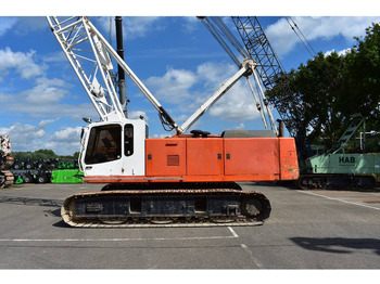 Pásový jeřáb LIEBHERR