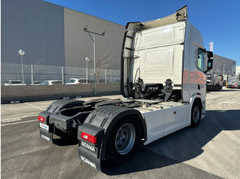 Tahač SCANIA R 460