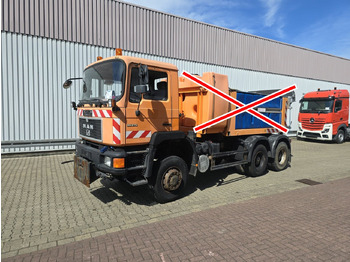 Podvozek s kabinou MAN F90