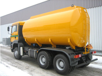 Cisternové vozidlo MAN TGA 26.430 6x6: obrázek 3