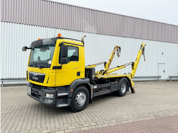 Ramenový nosič kontajnerov MAN TGM 18.290