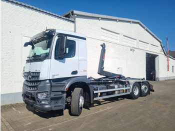 Hákový nosič kontejnerů MERCEDES-BENZ Actros 2545