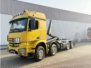Hákový nosič kontejnerů MERCEDES-BENZ Arocs 3245