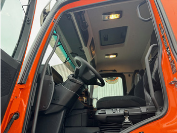 Interior photo 1: Mercedes-Benz Arocs 3248 K 8x4 Arocs 3248 K 8x4, Navi, Multimedia Cockpit leasing Mercedes-Benz Arocs 3248 K 8x4 Arocs 3248 K 8x4, Navi, Multimedia Cockpit