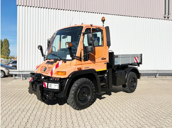 Sklápěč UNIMOG U300