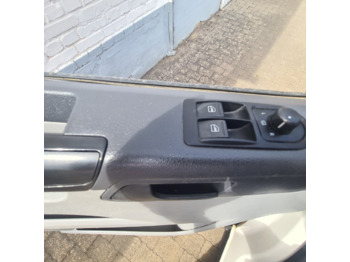 Volkswagen T5 2.0 TDI T5 2.0 TDI, Krankenwagen leasing Volkswagen T5 2.0 TDI T5 2.0 TDI, Krankenwagen: obrázek 5