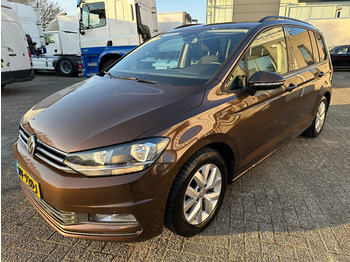 Osobní auto VOLKSWAGEN