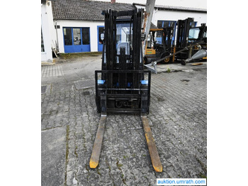 Elektrický vysokozdvižný vozík Hangcha Elektrostapler Gabelstapler Hangcha CPD 25 XD4 - S126 Lithium Ionen Akku Kabine Vollfreihub Triplexmast mit Seitenschieber: obrázek 3