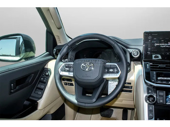 SUV Toyota Land Cruiser 300: obrázek 5