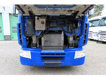 Tahač Renault Premium 460 2 Tanks: obrázek 4