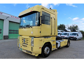 Tahač RENAULT Magnum 480
