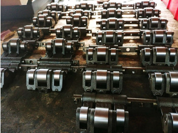 Motor a díly SCANIA