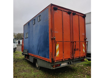 Přepravník zvířat Renault S-110-midliner: obrázek 4