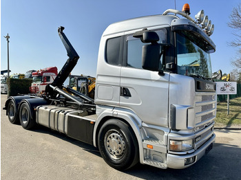 Hákový nosič kontejnerů SCANIA 144